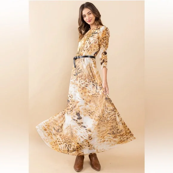 🐅 Print Mesh Ruched Sleeve Maxi Dress - Picture 3 of 5